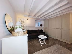 Sitting room/bedroom 3- click for photo gallery